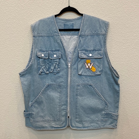 Custom Painted Golden State Warrior’s Denim Vest - Picture 2 of 3